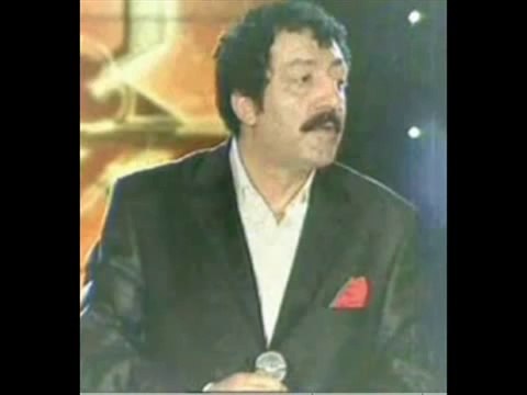 Müslüm Gürses-Kara kaş gözleri elmas.