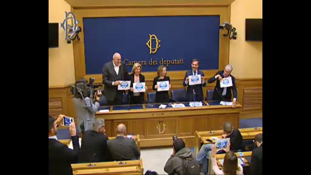 Roma - Conferenza stampa di Giorgia Meloni (09.04.14)