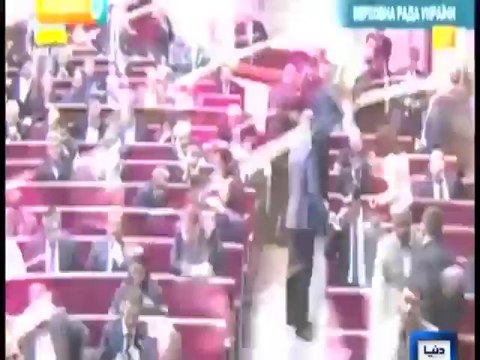 Dunya News-All-Out Brawl Breaks Out In Ukraine Parliament - YouTube
