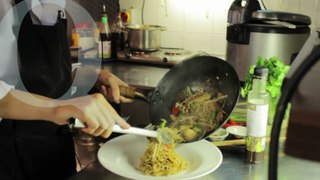 How do the cook Pad Thai in the Coconut Kitchen, Abersoch