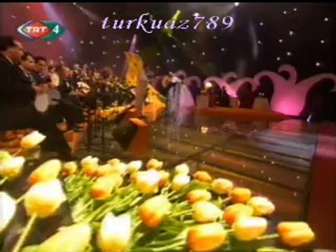 Melihat GÜLSES-Ben Aşkı İlk Defa Senden Tanıdım (2)