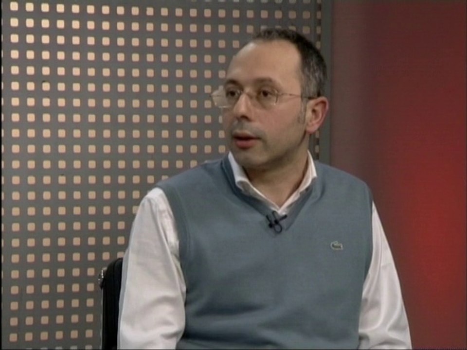 Çocuk ve Ergen Psikiyatristi Doç. Dr. Mehmet Gökşin KARAMAN