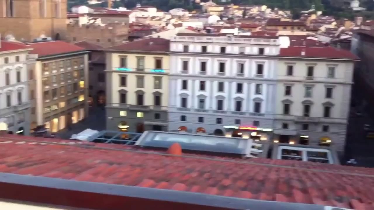 Photographer asked girlfriend to video a panorama - PROPOSES AT END!