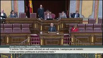 TV3 - Telenotícies - Joan Coscubiela interromp el seu discurs mentre Rajoy parla pel mòbil