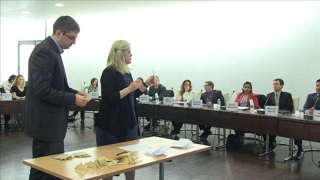 CM 05/04/14 - 3 et 4 - Fixation du nombre d'adjoints et élection des adjoints