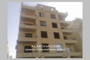 A luxury apartment for sale in Quarter 5   New Cairo city