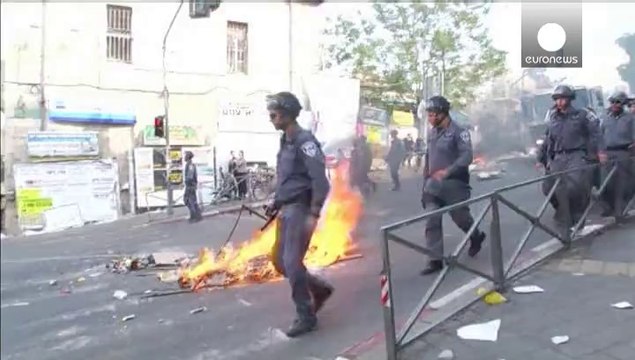 Ultra Orthodox Jews clash with police in Jerusalem over military conscription