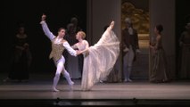 Marie-Antoinette des Grands Ballets Canadiens