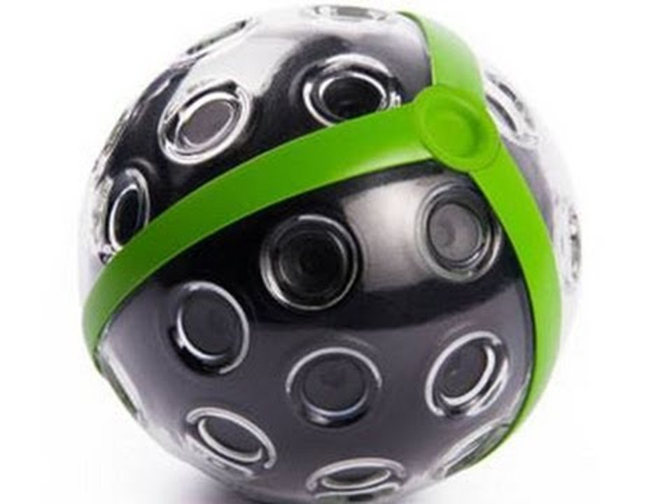 Throwable ball camera captures everything in every direction