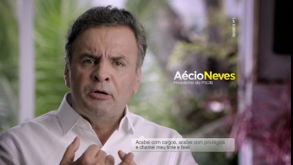Aécio Neves: Cortei pela metade meu próprio salário