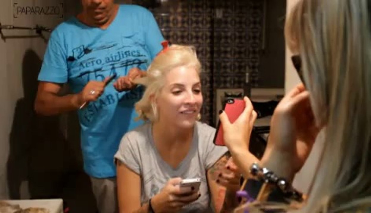 Detrás de cámaras de la sesión de fotos de Clara y Vanessa para Paparazzo