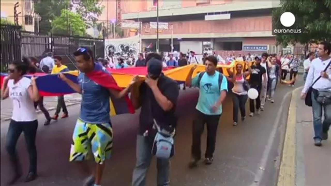 Au Venezuela, ouverture inédite d'un dialogue...de sourds ?