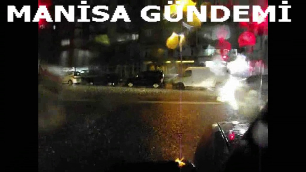 MANİSA'DA YAĞMUR ETKİLİ OLDU