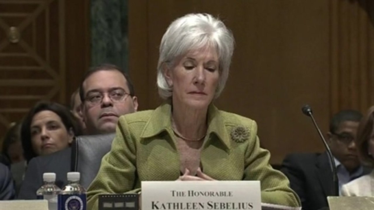 U.S. health secretary resigns after Obamacare launch woes