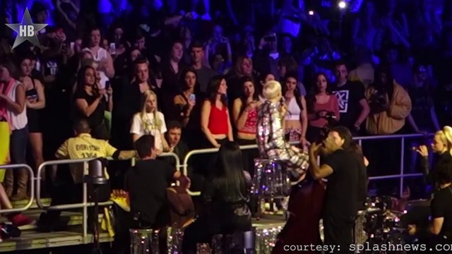 Miley Cyrus Vs. Selena Gomez Crying On Stage Who's Faking It?