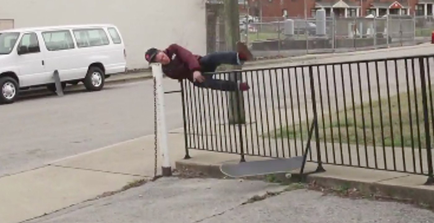 Insane crash of Davis Torgerson in Hall of Meat - Skateboarding