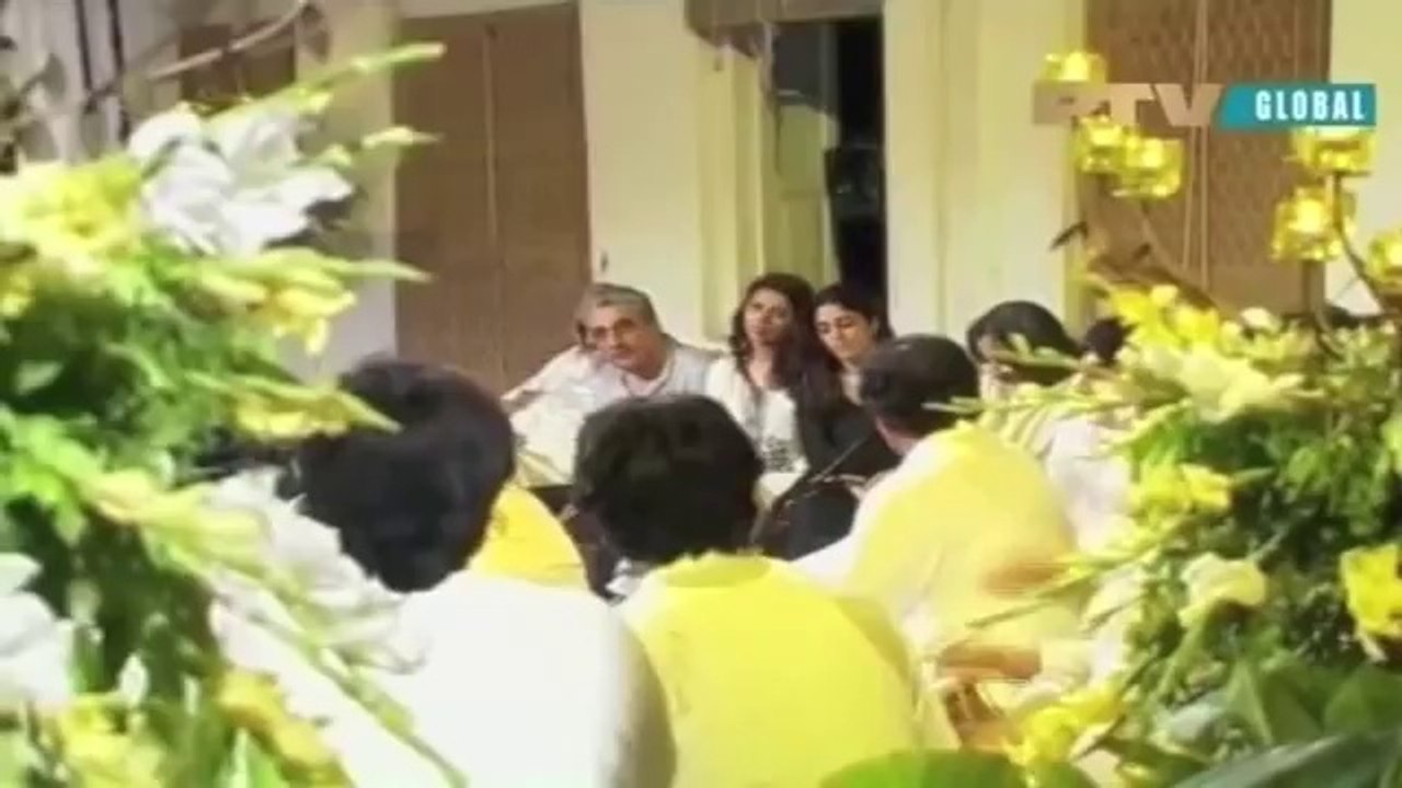 Rahat Fateh Ali Khan - Ghalib - Koi Umeed bar nahi aati - full song