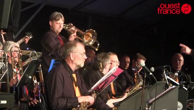Jazz sous les pommiers : harpes, jazz band et chanson réaliste de la fête