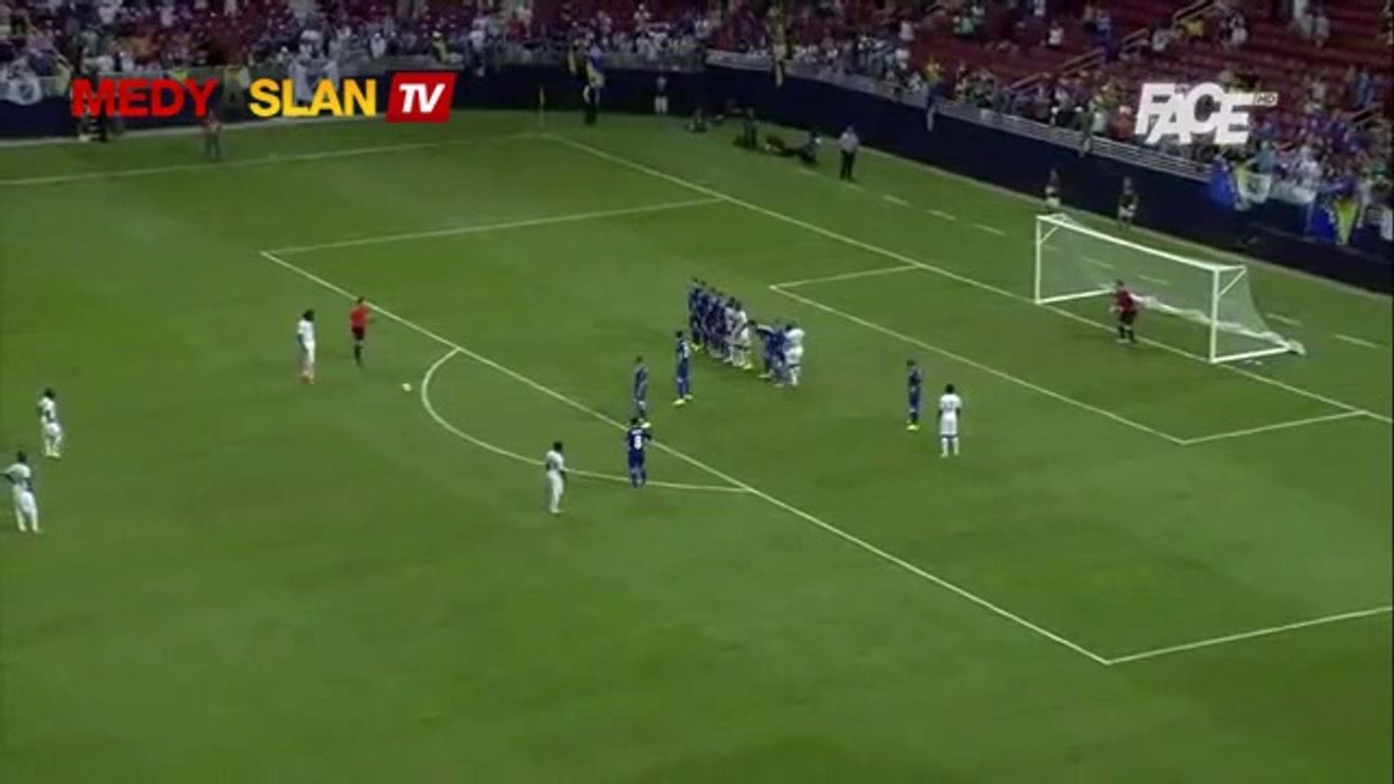 Drogba'dan Bosna'ya muhteşem frikik