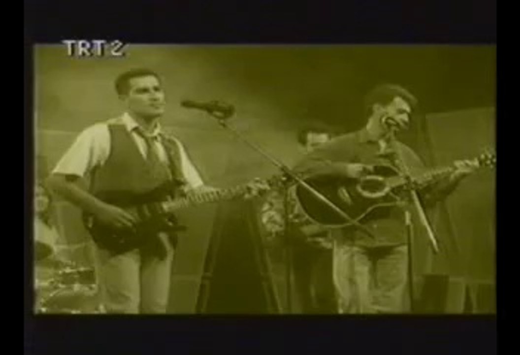 YOLLARDAYIM DÜŞGEZGİNLERİ 1993