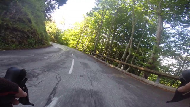 VELO DESCENTE COL DES EGAUX VERS CORBEL CHARTREUSE