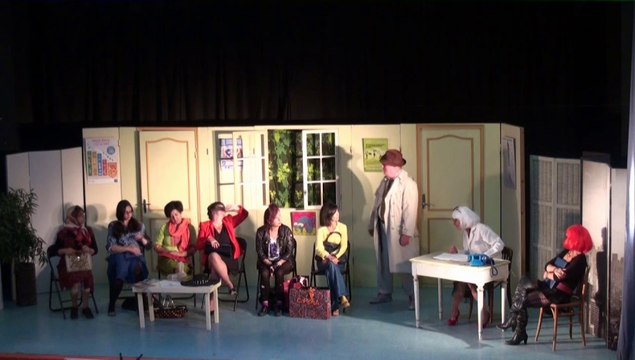 L'atelier Théâtre du Foyer Rural de Puyricard interprète : Les 7 péchés capitaux plus un .