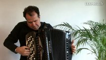 Richard Galliano reprend Bach à l'accordéon