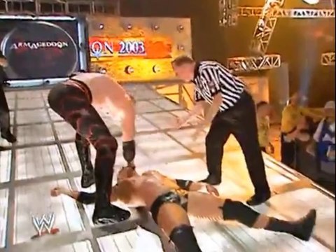 Triple H vs Kane vs Goldberg Armageddon 2003 [Español Latino]