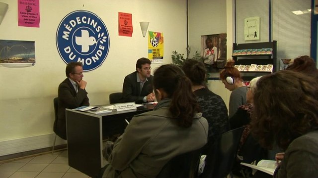 Baromètre Médecins du Monde 2011 : l’accès aux soins des plus démunis en France