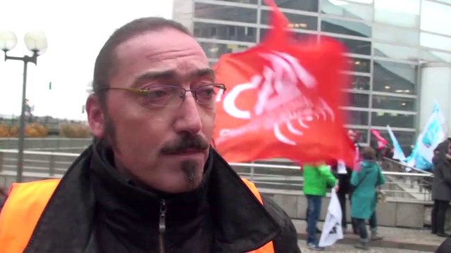 Pourquoi SFR veut supprimer autant d'emplois