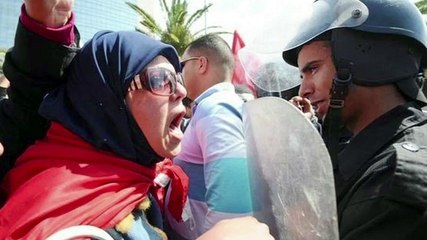 Tunisie : " La situation est chaotique mais il faut rester optimiste"