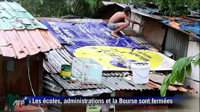 Philippines: Manille quasiment paralysée par des inondations