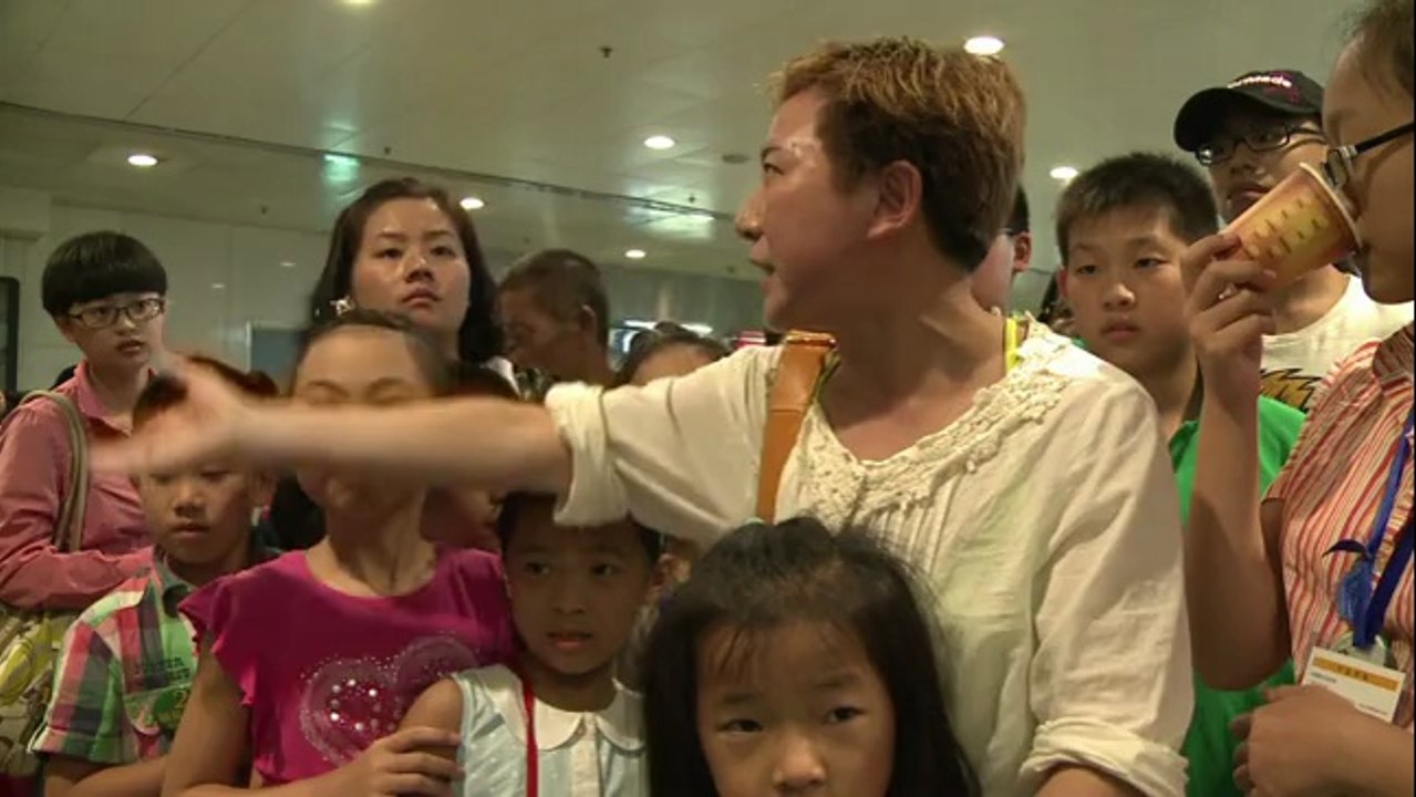 Typhon Utor: rafales de vent et transports ...