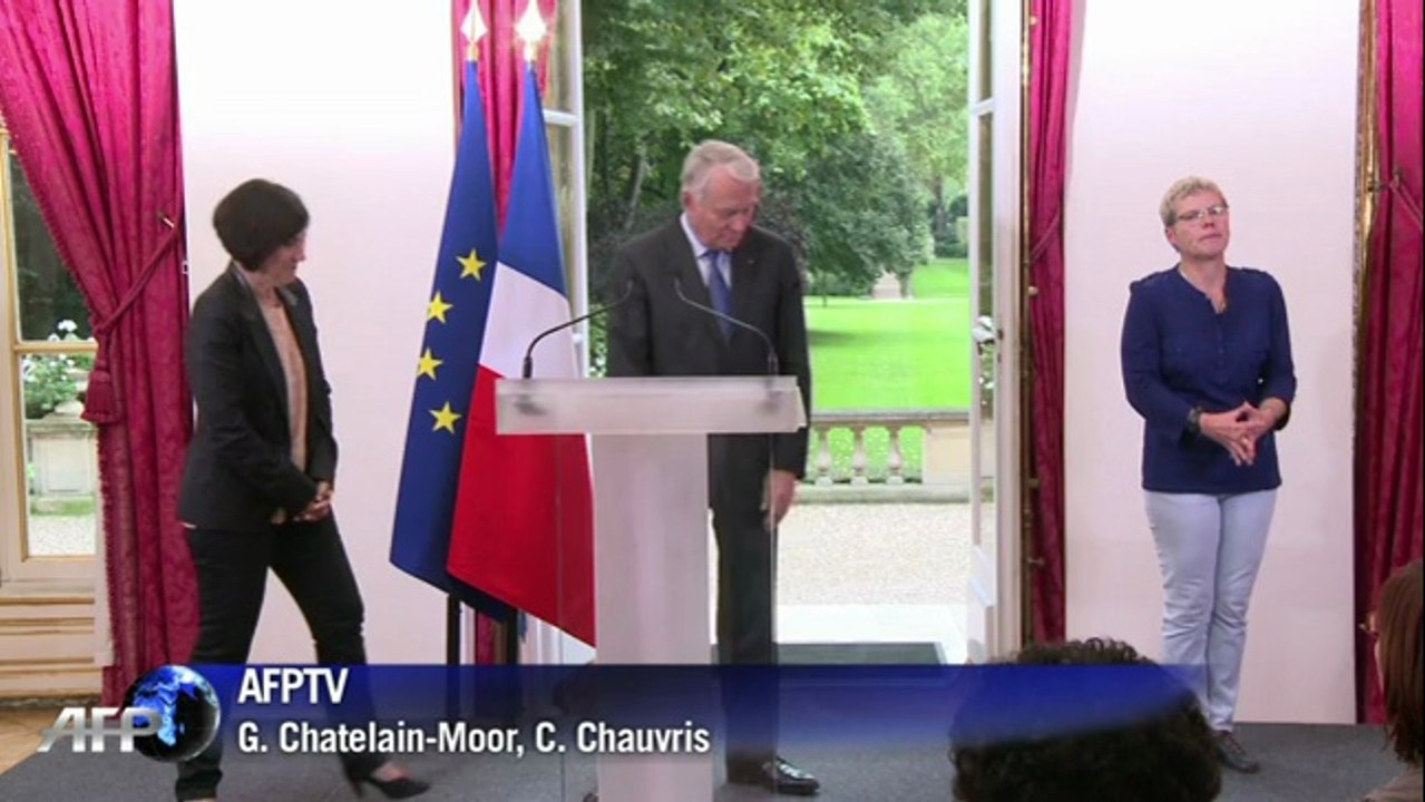 "L'objectif de 6% de travailleurs handicapés reste une priorité" selon Jean-Marc Ayrault