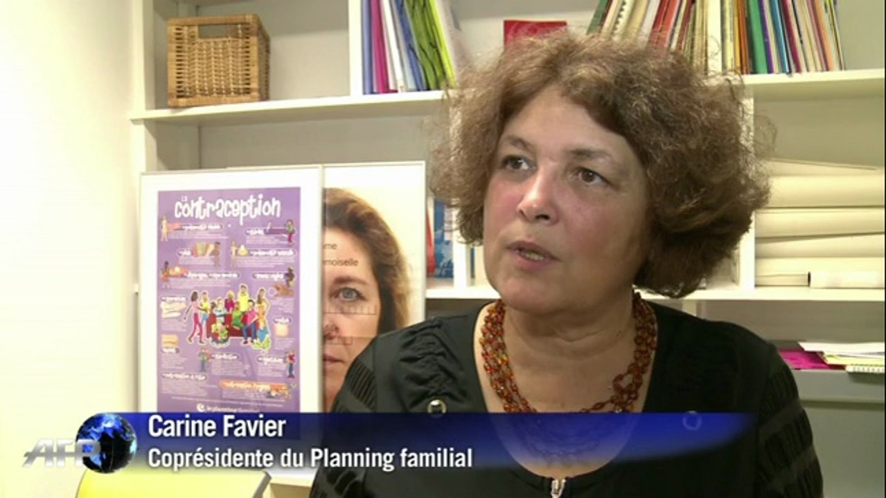 Najat Vallaud-Belkacem lance un nouveau site gouvernemental sur l'IVG