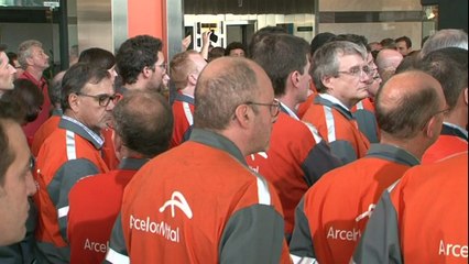 Florange: Hollande de retour sur le site d'ArcelorMittal