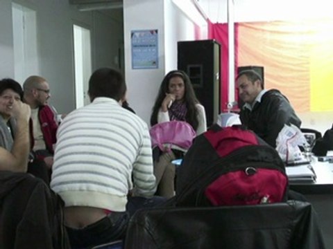 Brésil: une école de la deuxième chance pour les travestis