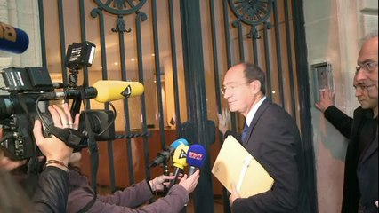 Eric Woerth: "Peut-être un sujet après l'autre non ? Ce serait mieux non ?"