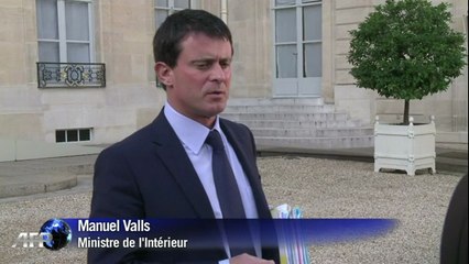 Droit d'asile: "nous devons travailler à accélérer les délais de gestion" selon Manuel Valls