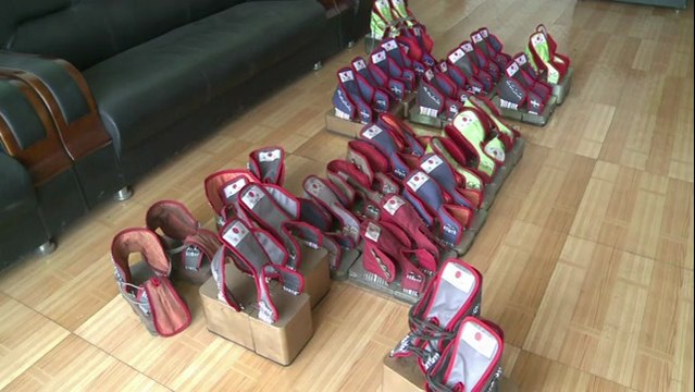 Des chaussures de 200 kilos pour guérir le mal de dos ou les hémorroïdes