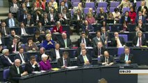 Merkel veut plus d'intégration dans les traîtés européens