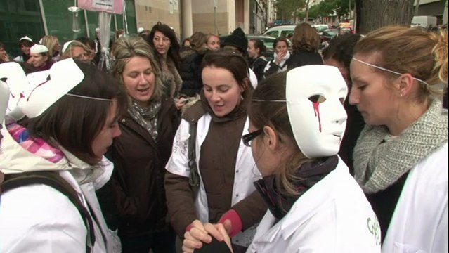 Les sages-femmes en grève pour réformer leur statut