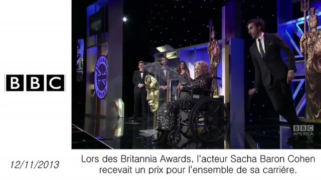 Grand écart entre deux camions, costume volant et saut à 200km/h: le zapping insolite de la semaine