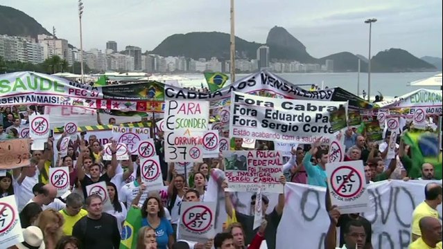 À Rio, certains promettent un Mondial-2014 sous haute tension