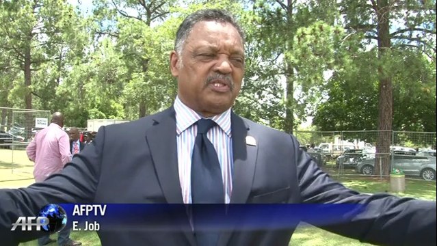 Inauguration d'une statue géante de Nelson Mandela