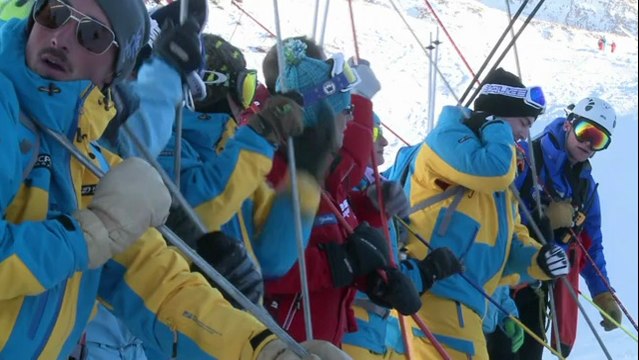 Un exercice d'avalanche grandeur nature dans les Deux-Alpes