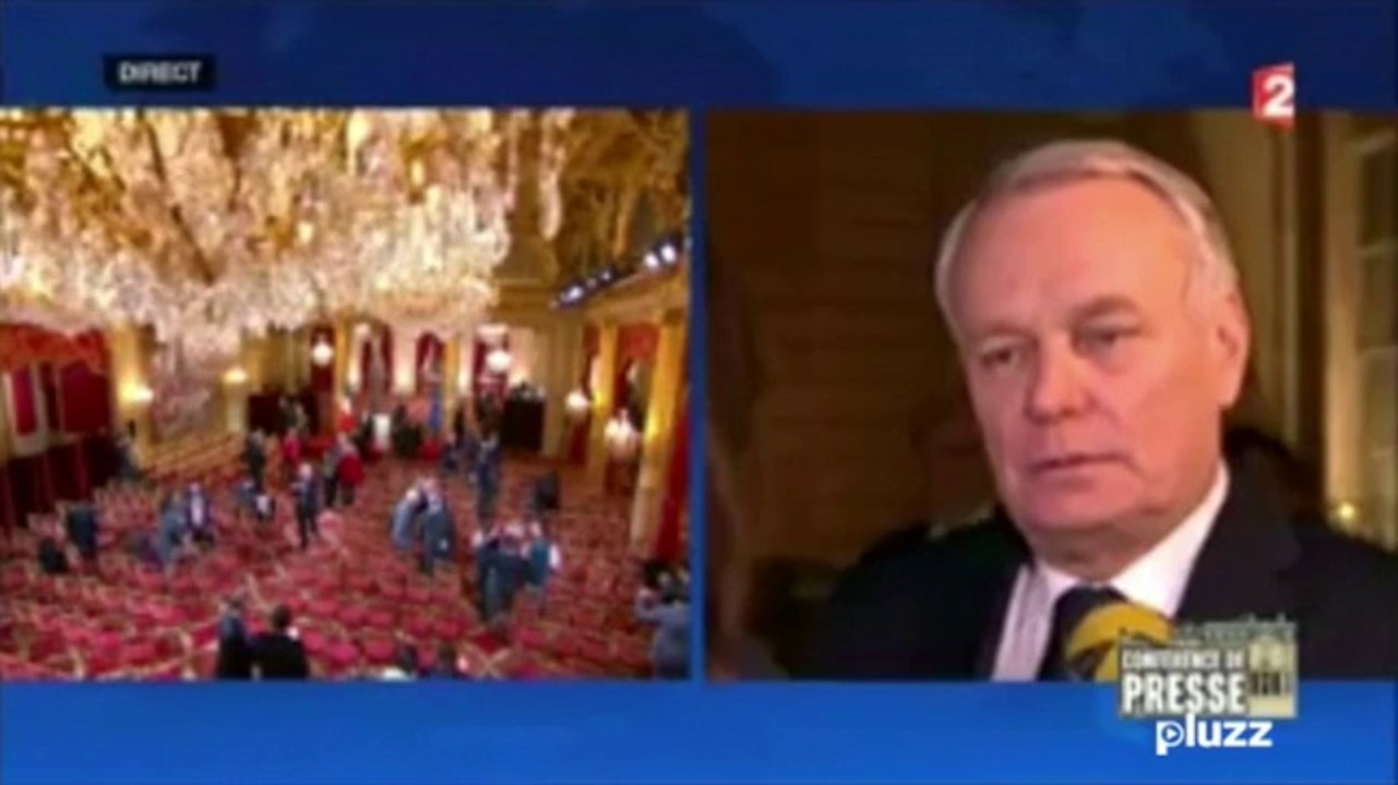 "Moche, minable": quand une journaliste parle de Hollande en oubliant que son micro est allumé