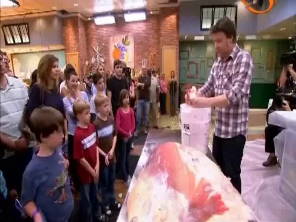 Из чего делают гамбургеры, рассказывает Джейми Оливер