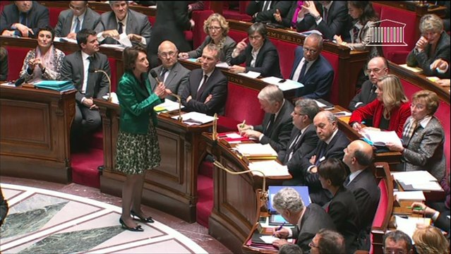 Marisol Touraine défend le droit à l'IVG