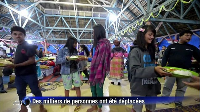 Indonésie: une deuxième éruption du volcan Sinabung interrompt les recherches